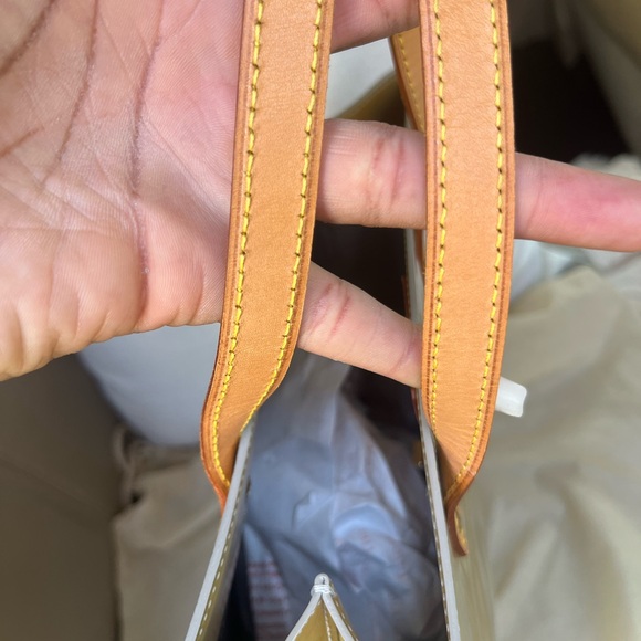 Louis Vuitton Vernis Reade - Picture 13 of 15